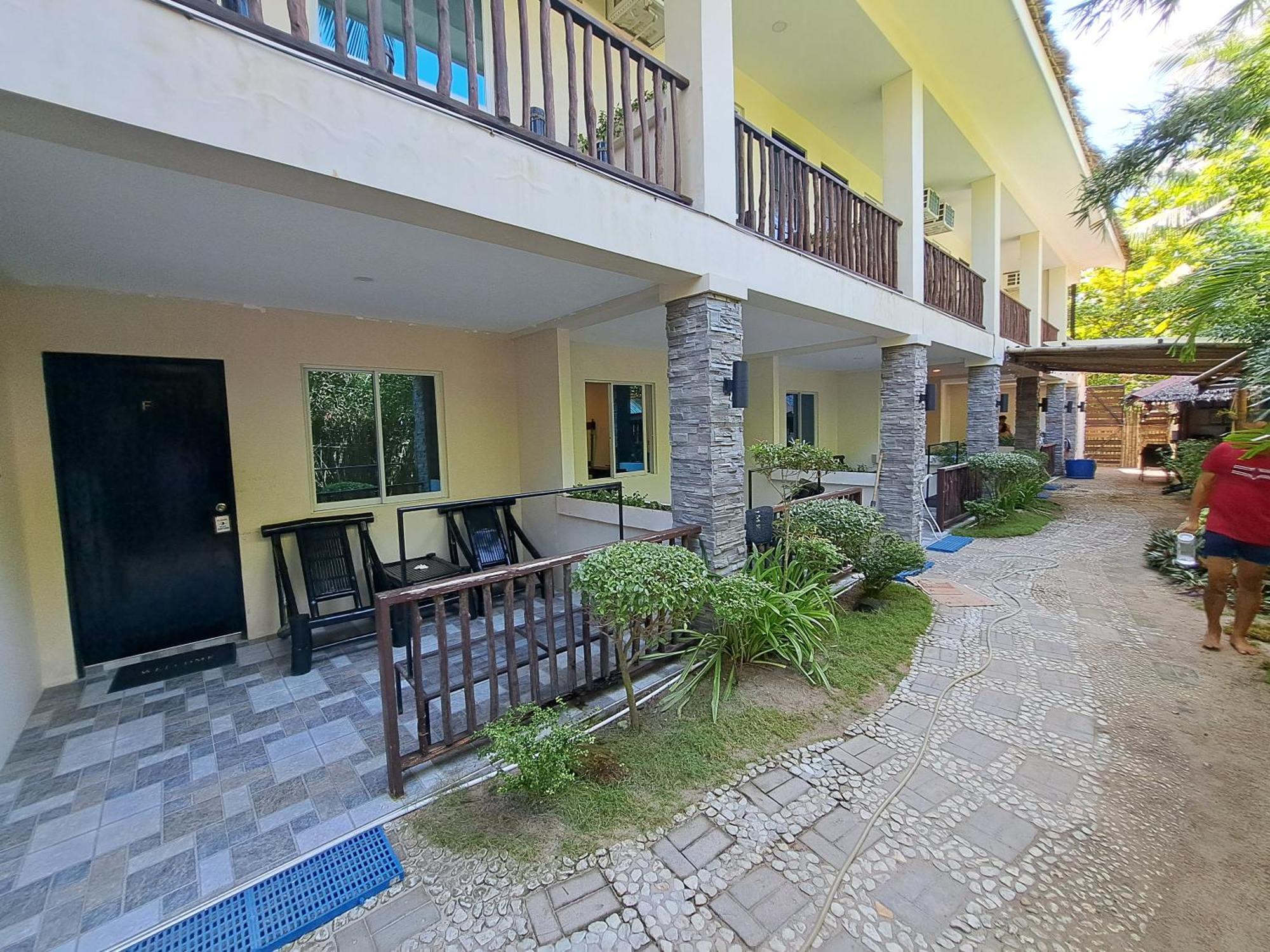 Avila'S Horizon Dive Resort Malapascua Exterior photo