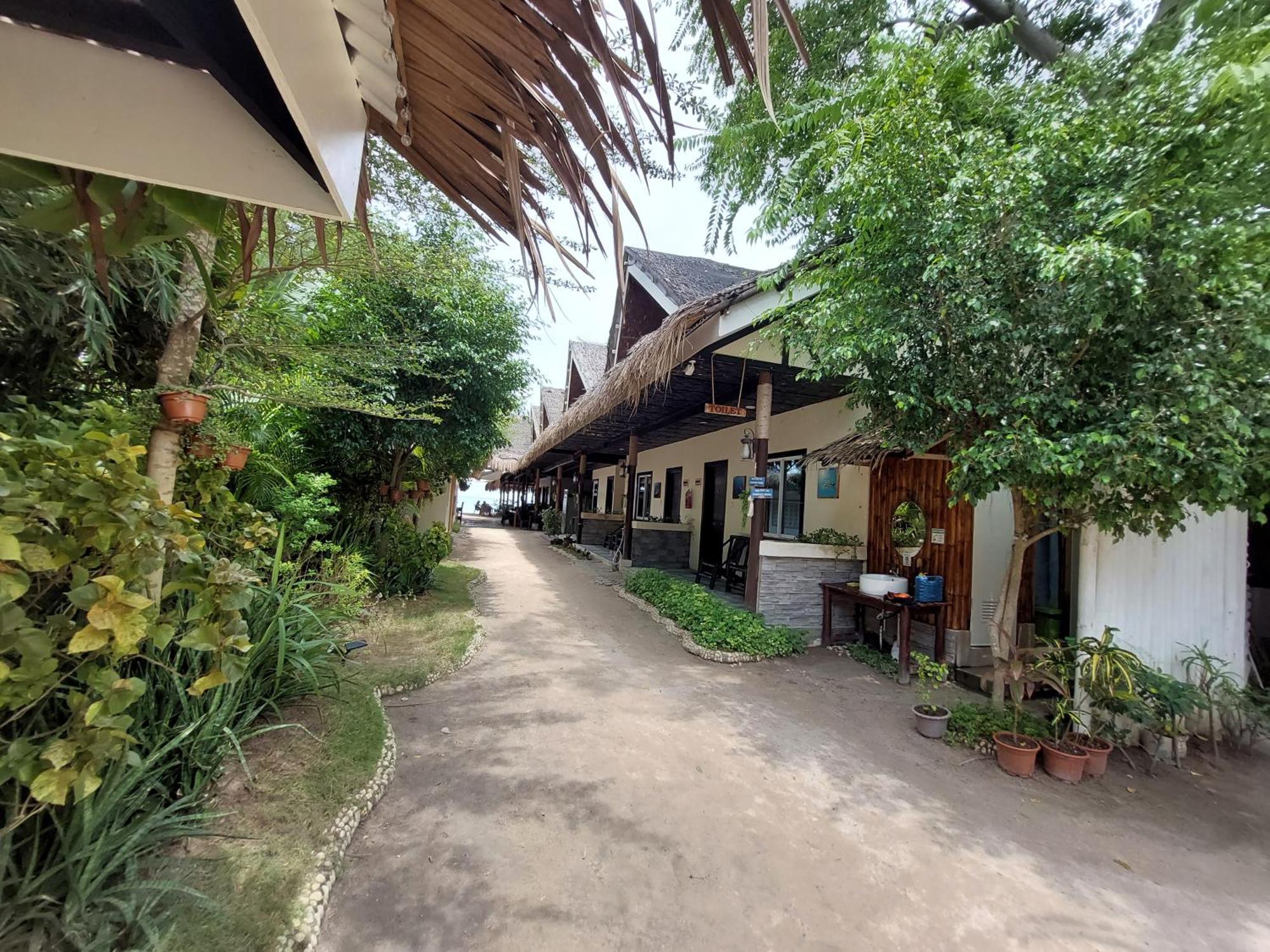 Avila'S Horizon Dive Resort Malapascua Exterior photo